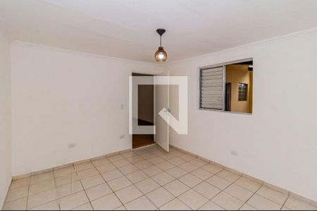 Casa à venda com 6 quartos, 250m² em Jardim Regis, São Paulo