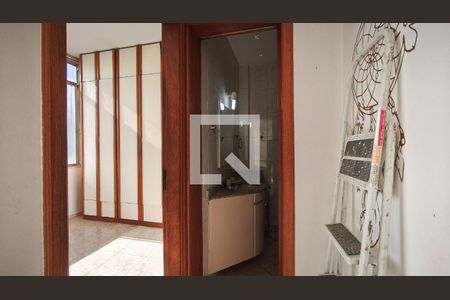 Corredor de apartamento à venda com 1 quarto, 48m² em Tijuca, Rio de Janeiro
