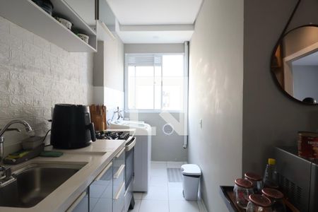 Cozinha de apartamento para alugar com 2 quartos, 45m² em Parque Enseada, Guarujá
