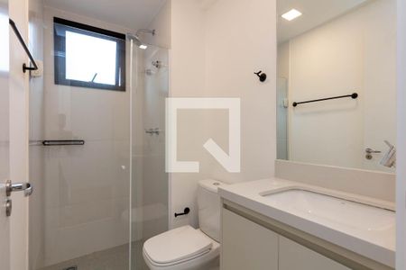 Banheiro de kitnet/studio para alugar com 1 quarto, 30m² em Santa Cecilia, São Paulo