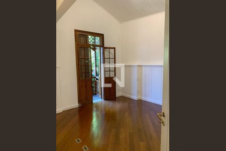 Casa à venda com 3 quartos, 300m² em Jardim Paulistano, São Paulo