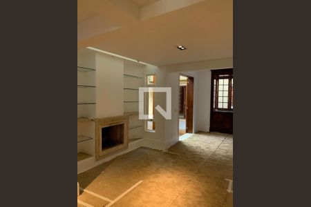 Casa à venda com 3 quartos, 300m² em Jardim Paulistano, São Paulo