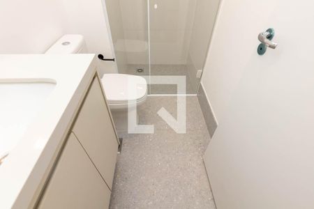 Banheiro de kitnet/studio para alugar com 1 quarto, 26m² em Santa Cecilia, São Paulo