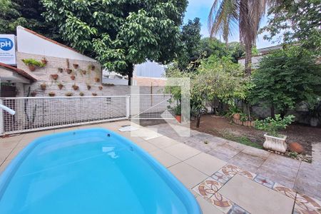 Quintal de casa à venda com 3 quartos, 300m² em Piratininga, Niterói