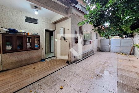 Quintal de casa à venda com 3 quartos, 300m² em Piratininga, Niterói