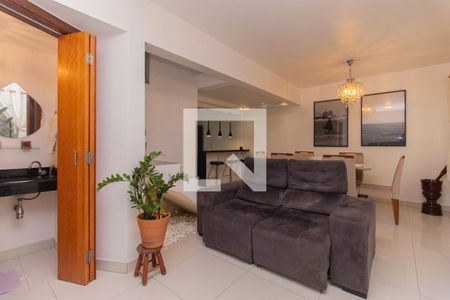 Sala de casa de condomínio à venda com 3 quartos, 84m² em Vila Deodoro, São Paulo