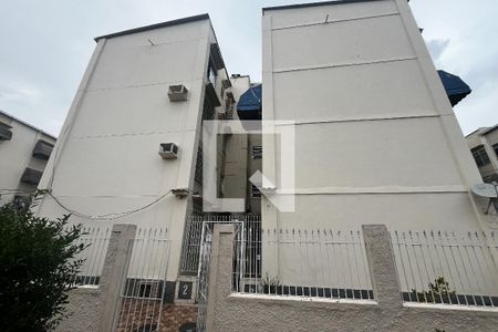 Fachada do bloco de apartamento para alugar com 2 quartos, 50m² em Irajá, Rio de Janeiro
