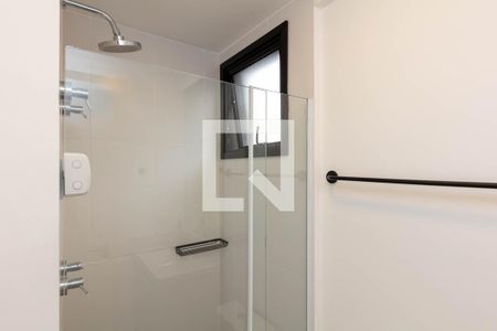 Banheiro de kitnet/studio para alugar com 1 quarto, 29m² em Santa Cecilia, São Paulo