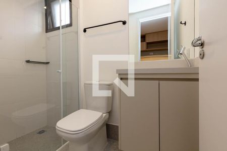 Banheiro de kitnet/studio para alugar com 1 quarto, 29m² em Santa Cecilia, São Paulo