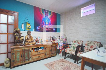 Casa 1 - Quarto 2 de casa à venda com 4 quartos, 182m² em Sarandi, Porto Alegre