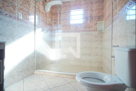 Casa 2 - Banheiro Social de casa à venda com 4 quartos, 182m² em Sarandi, Porto Alegre