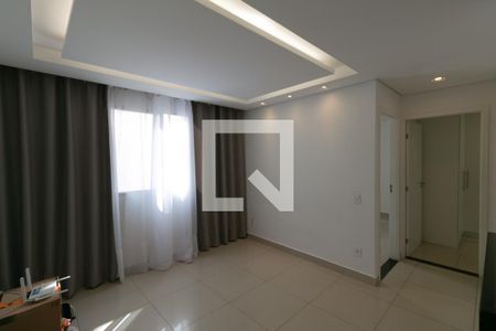 Sala de apartamento à venda com 2 quartos, 52m² em Santa Amelia, Belo Horizonte