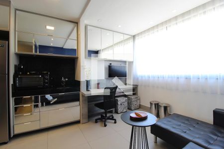 Sala/Cozinha de kitnet/studio à venda com 1 quarto, 30m² em Vila Olímpia, São Paulo
