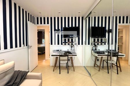 Quarto 01 de apartamento à venda com 3 quartos, 115m² em Copacabana, Rio de Janeiro