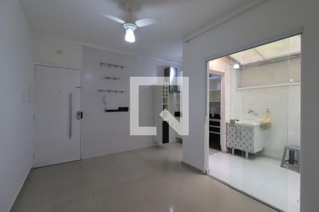 Sala de apartamento para alugar com 2 quartos, 48m² em Campestre, Santo André