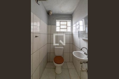 Banheiro de casa para alugar com 1 quarto, 68m² em Vila Galvão, Guarulhos