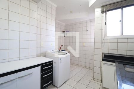 Cozinha de apartamento para alugar com 3 quartos, 78m² em Tibery, Uberlândia