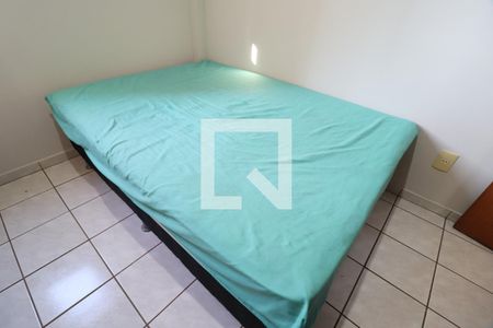 Quarto 2 de apartamento para alugar com 3 quartos, 78m² em Tibery, Uberlândia