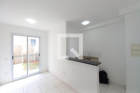Sala de apartamento à venda com 2 quartos, 43m² em Jardim Garcia, Campinas