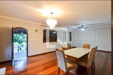 Casa à venda com 3 quartos, 290m² em Fonseca, Niterói