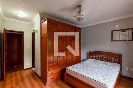 Casa à venda com 3 quartos, 290m² em Fonseca, Niterói
