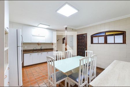 Casa à venda com 3 quartos, 290m² em Fonseca, Niterói