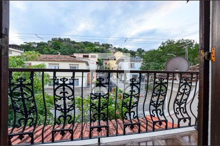 Casa à venda com 3 quartos, 290m² em Fonseca, Niterói