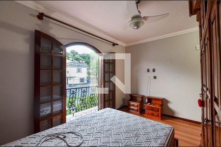 Casa à venda com 3 quartos, 290m² em Fonseca, Niterói