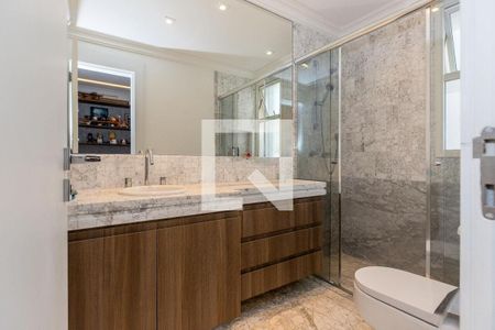 Apartamento à venda com 4 quartos, 300m² em Vila Uberabinha, São Paulo