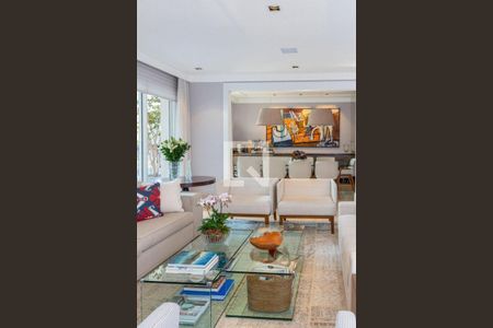 Apartamento à venda com 4 quartos, 300m² em Vila Uberabinha, São Paulo