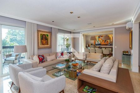 Apartamento à venda com 4 quartos, 300m² em Vila Uberabinha, São Paulo