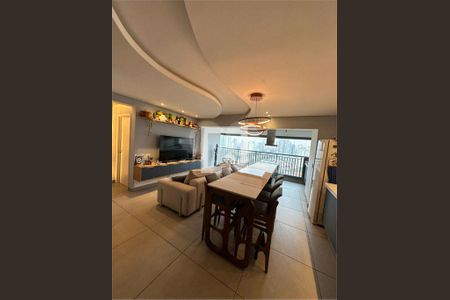 Apartamento à venda com 2 quartos, 81m² em Vila Zilda, São Paulo