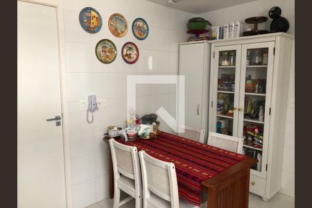 Cozinha de apartamento à venda com 4 quartos, 124m² em Botafogo, Rio de Janeiro