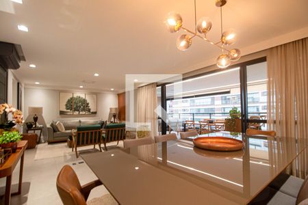 Sala de apartamento à venda com 3 quartos, 210m² em Vila Cruzeiro, São Paulo