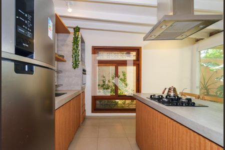 Cozinha de apartamento para alugar com 2 quartos, 98m² em Vila Suzana, São Paulo