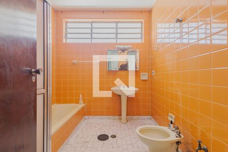 Banheiro da Suíte de casa à venda com 3 quartos, 354m² em Boaçava, São Paulo