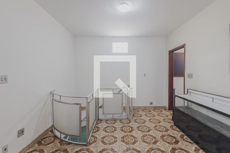 Corredor de casa à venda com 3 quartos, 354m² em Boaçava, São Paulo