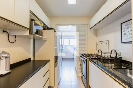 Cozinha de apartamento para alugar com 2 quartos, 67m² em Butantã, São Paulo