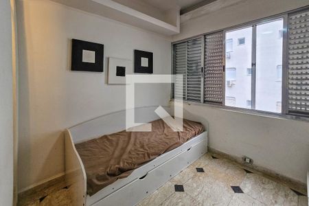 Suíte 1 de apartamento para alugar com 5 quartos, 160m² em Jardim Las Palmas, Guarujá