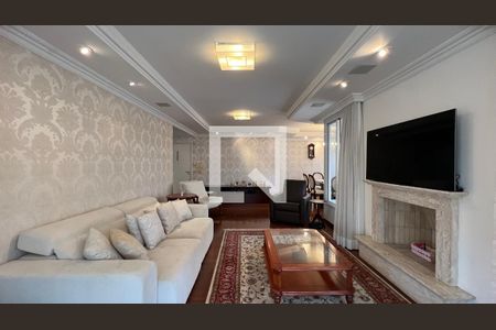 Sala de TV de apartamento à venda com 4 quartos, 218m² em Paraíso, São Paulo