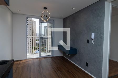Sala de apartamento para alugar com 2 quartos, 35m² em Parque Industrial Tomas Edson, São Paulo