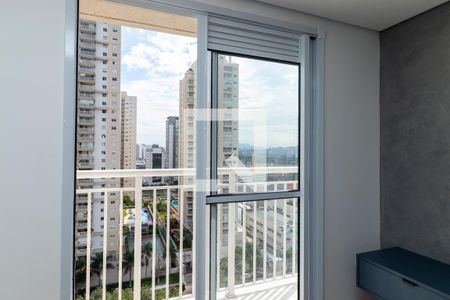 Varanda de apartamento para alugar com 2 quartos, 35m² em Parque Industrial Tomas Edson, São Paulo