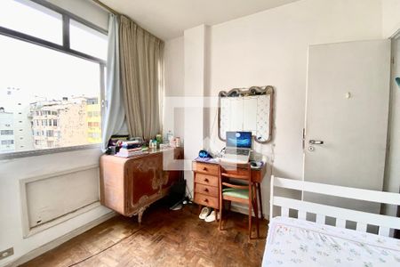 Quarto 1 de apartamento à venda com 3 quartos, 110m² em Copacabana, Rio de Janeiro