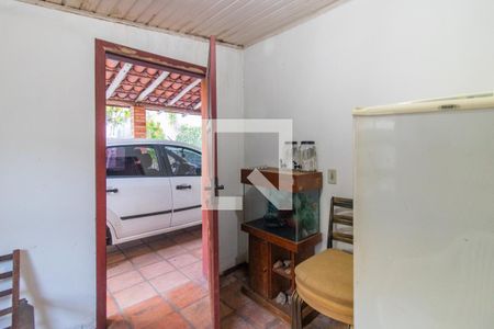 Depósito de casa à venda com 5 quartos, 129m² em Teresópolis, Porto Alegre