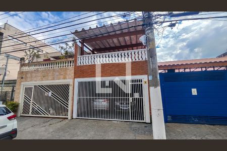 Fachada de casa à venda com 4 quartos, 180m² em Jardim das Laranjeiras, São Paulo