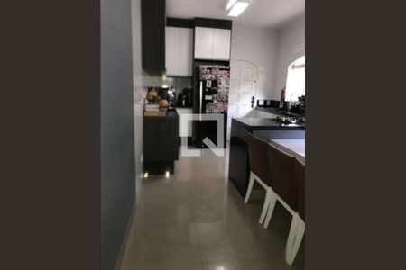 Casa à venda com 3 quartos, 200m² em Jardim Vila Formosa, São Paulo