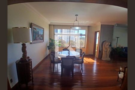 Apartamento à venda com 4 quartos, 215m² em Funcionários, Belo Horizonte