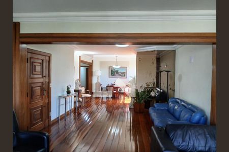 Apartamento à venda com 4 quartos, 215m² em Funcionários, Belo Horizonte