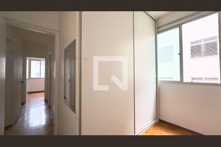 Apartamento à venda com 3 quartos, 170m² em Estoril, Belo Horizonte
