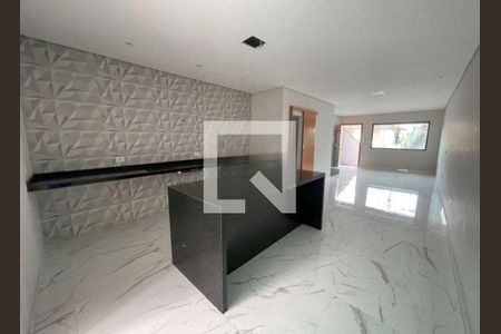 Casa para alugar com 2 quartos, 219m² em Vila Carrão, São Paulo